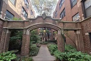5457 S Ingleside Ave, Chicago, IL 60615 - Photo 4