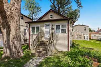8721 S Constance Avenue, Chicago, IL 60617 - Photo 1