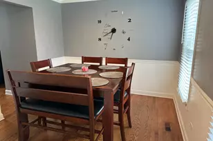 2013 Liberty Ln, Gurnee, IL 60031 - Photo 6