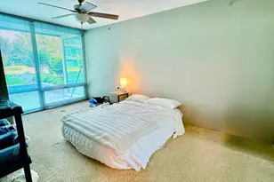 9655 Woods Dr, Skokie, IL 60077 - Photo 10