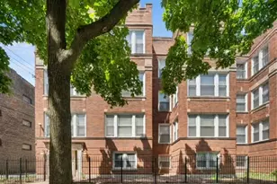 6710 S Ridgeland Ave, Chicago, IL 60649 - Photo 2