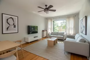 6829 N Greenview Ave, Chicago, IL 60626 - Photo 2