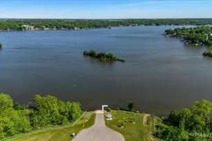 8538 Stillwater Rd, Wonder Lake, IL 60097 - Photo 46