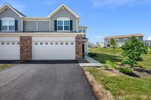8538 Stillwater Rd, Wonder Lake, IL 60097 - Photo 4