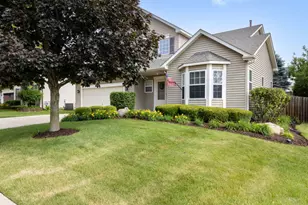 4716 Oregon Trail, McHenry, IL 60050 - Photo 2