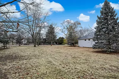 1333 S Ridge Road, Willowbrook, IL 60527 - Photo 4