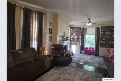 230 Ft. Edwards Drive, Warsaw, IL 62379 - Photo 6