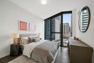 211 N Harbor Dr, Chicago, IL 60601 - Photo 14