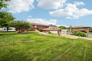 5135 155th St, Oak Forest, IL 60452 - Photo 2