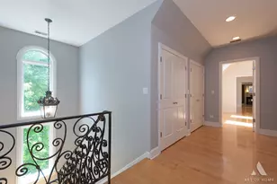 11361 W Plainfield Rd, Indian Head Park, IL 60525 - Photo 24