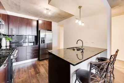 659 W Randolph Avenue #1716, Chicago, IL 60661 - Photo 2