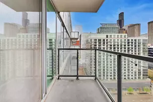 659 W Randolph Ave, Chicago, IL 60661 - Photo 16