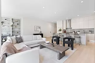 28 N Carpenter St, Chicago, IL 60607 - Photo 8
