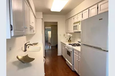 3350 N Carriageway Drive #318, Arlington Heights, IL 60004 - Photo 6