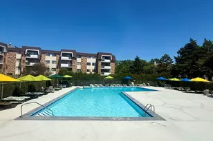 3350 N Carriageway Dr, Arlington Heights, IL 60004 - Photo 22
