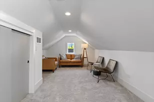 2144 N Rockwell St, Chicago, IL 60647 - Photo 14