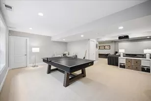 1620 Canterbury Ln, Glenview, IL 60025 - Photo 32