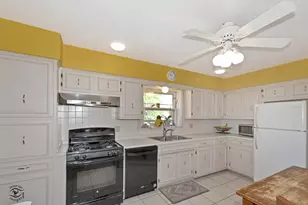 18653 Homewood Ave, Homewood, IL 60430 - Photo 6