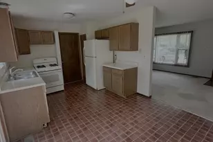 103 Heine Dr, Streamwood, IL 60107 - Photo 6