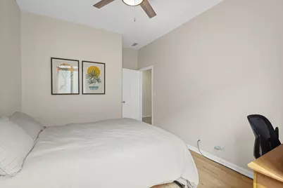 1433 W Belle Plaine Avenue #2E, Chicago, IL 60613 - Photo 12