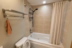 5252 S Drexel Ave, Chicago, IL 60615 - Photo 6