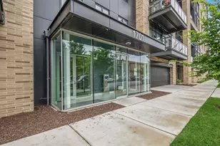 1701 W Webster Ave, Chicago, IL 60614 - Photo 2