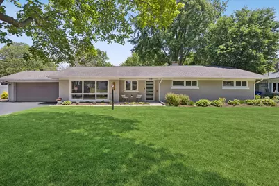 1108 S 6th Street, Saint Charles, IL 60174 - Photo 1