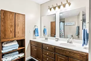 209 Woodrig Rd, Bloomington, IL 61704 - Photo 28