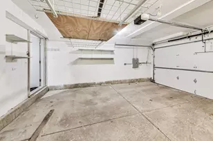 4932 W Lawrence Ave, Chicago, IL 60630 - Photo 32