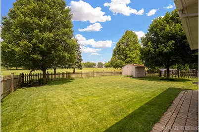 1428 President Street, Glendale Heights, IL 60139 - Photo 2