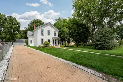 383 W Park Avenue, Aurora, IL 60506 - Photo 1