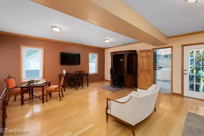 383 W Park Avenue, Aurora, IL 60506 - Photo 12