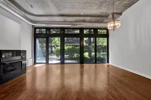 1111 W 14th Pl, Chicago, IL 60608 - Photo 2