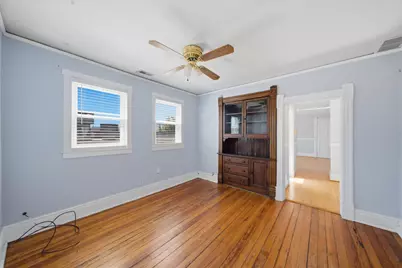 3438 N Seeley Avenue, Chicago, IL 60618 - Photo 26