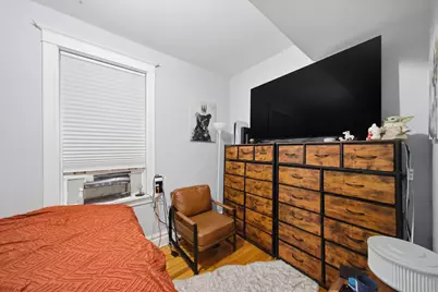 3438 N Seeley Avenue, Chicago, IL 60618 - Photo 12