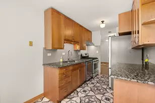 720 Weidner Rd, Buffalo Grove, IL 60089 - Photo 6