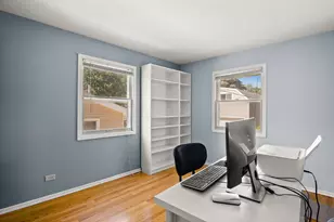 1107 E Elm St, Wheaton, IL 60189 - Photo 18