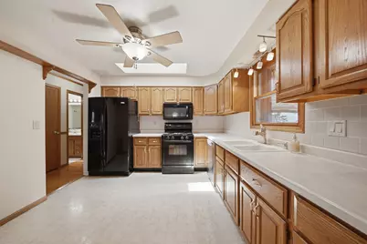 3603 14th Avenue, Sterling, IL 61081 - Photo 8