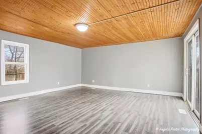 320 E Washington Street, Round Lake Park, IL 60073 - Photo 20