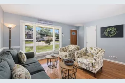 10228 W 151st Street, Orland Park, IL 60462 - Photo 2