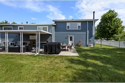 4 Saugatuck Road, Montgomery, IL 60538 - Photo 2
