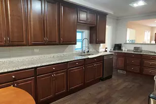 201 Devonshire Rd, Tower Lakes, IL 60010 - Photo 8