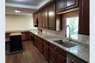201 Devonshire Road, Tower Lakes, IL 60010 - Photo 18