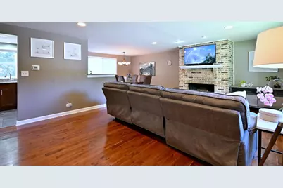 19392 W Harvard Avenue, Mundelein, IL 60060 - Photo 14