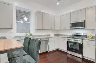 140 W 66th St, Chicago, IL 60621 - Photo 4
