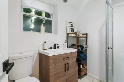 [Address not provided], Highland Park, IL 60035 - Photo 16