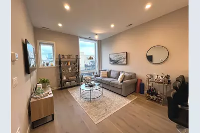 3757 N Sheffield Avenue #207, Chicago, IL 60613 - Photo 2