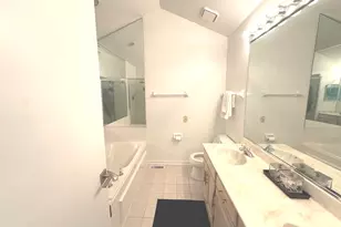 526 Rosebud Dr South Dr, Lombard, IL 60148 - Photo 22