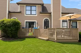 526 Rosebud Dr South Dr, Lombard, IL 60148 - Photo 26