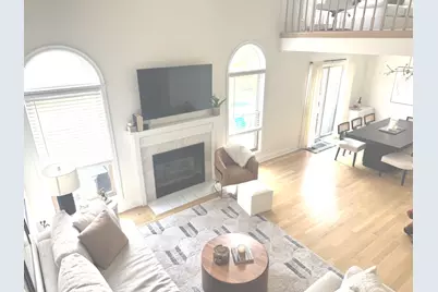 526 Rosebud Dr South Drive, Lombard, IL 60148 - Photo 6